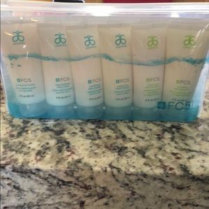 Arbonne FC 5 travel set
